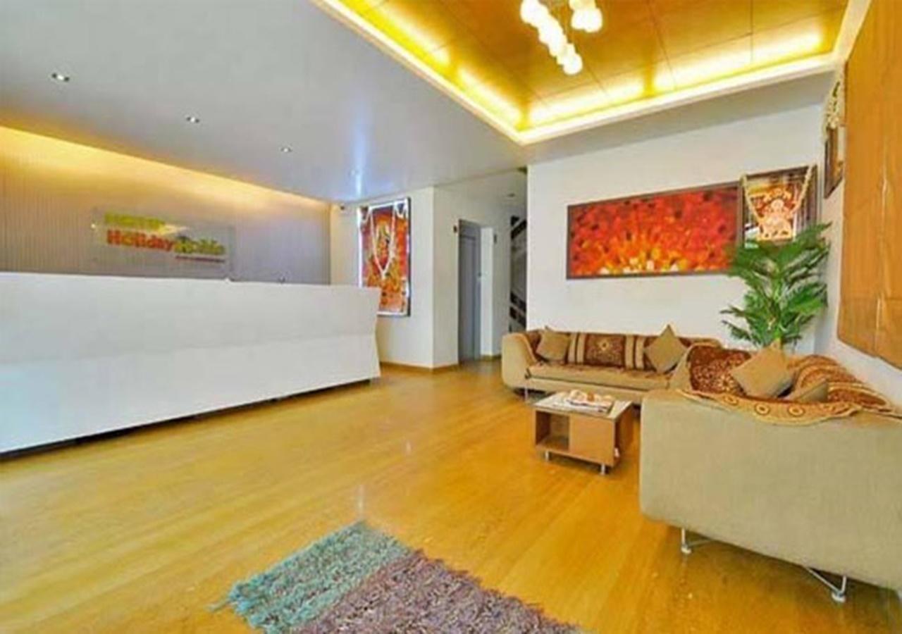 Hotel Holiday Home Μπανγκαλόρ Εξωτερικό φωτογραφία