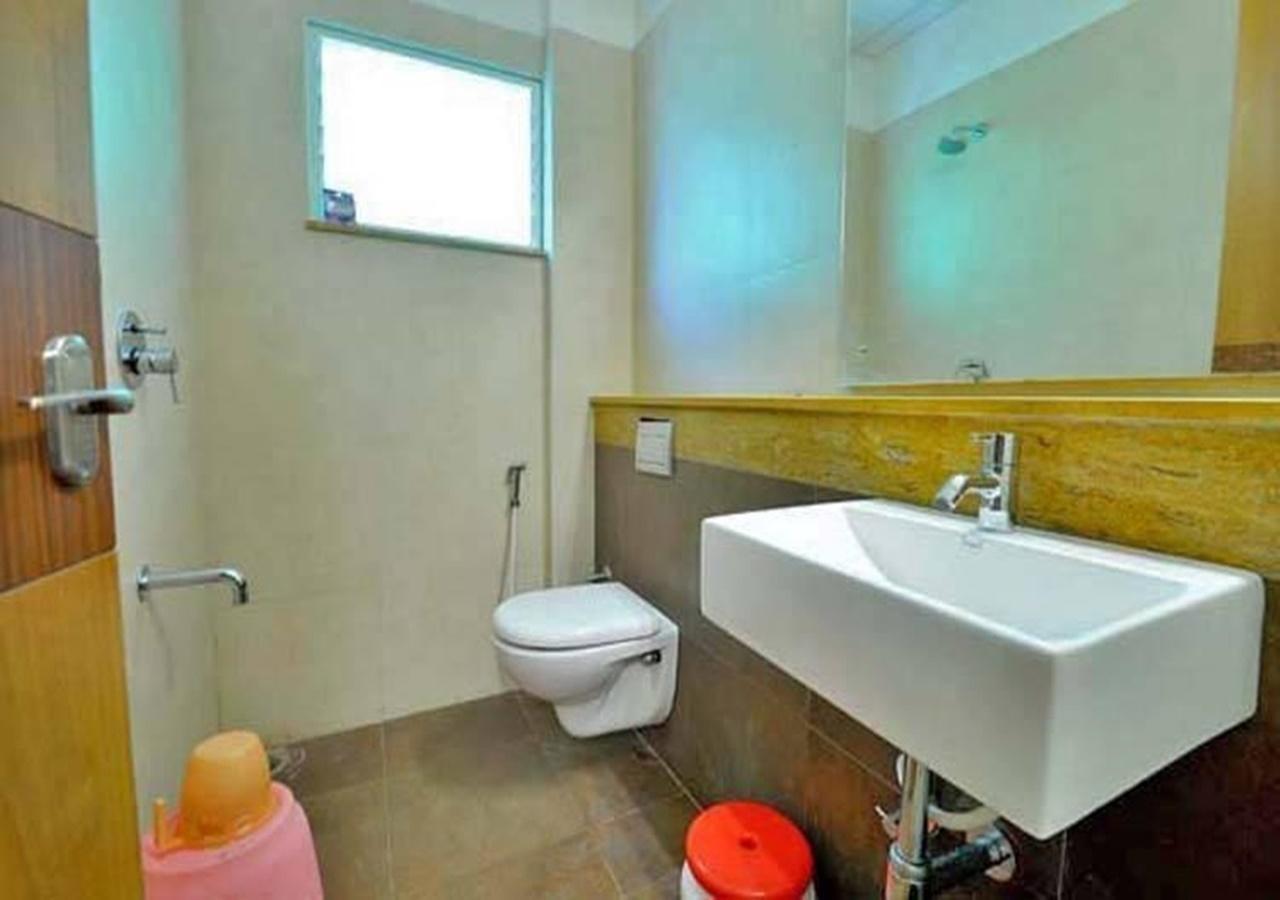 Hotel Holiday Home Μπανγκαλόρ Εξωτερικό φωτογραφία